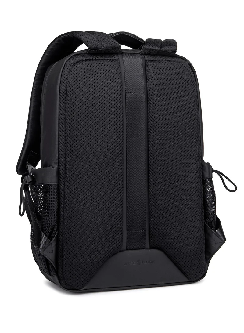 ARCTIC HUNTER Black Travel Backpack for Men 21 L Durable Premium Water-resistant Shoulder Laptop Daypack for Office Business Travel College School, B00534, Black  | Best Price UAE